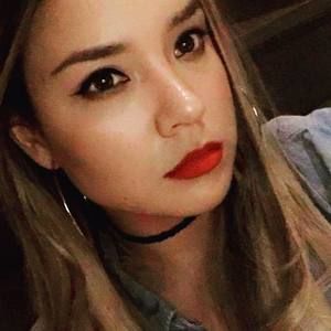 Meet your Posher, Kat